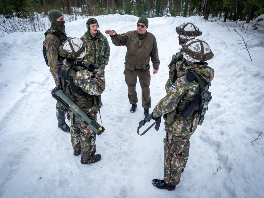 Kouluttajakoulutusta talvella Haminassa