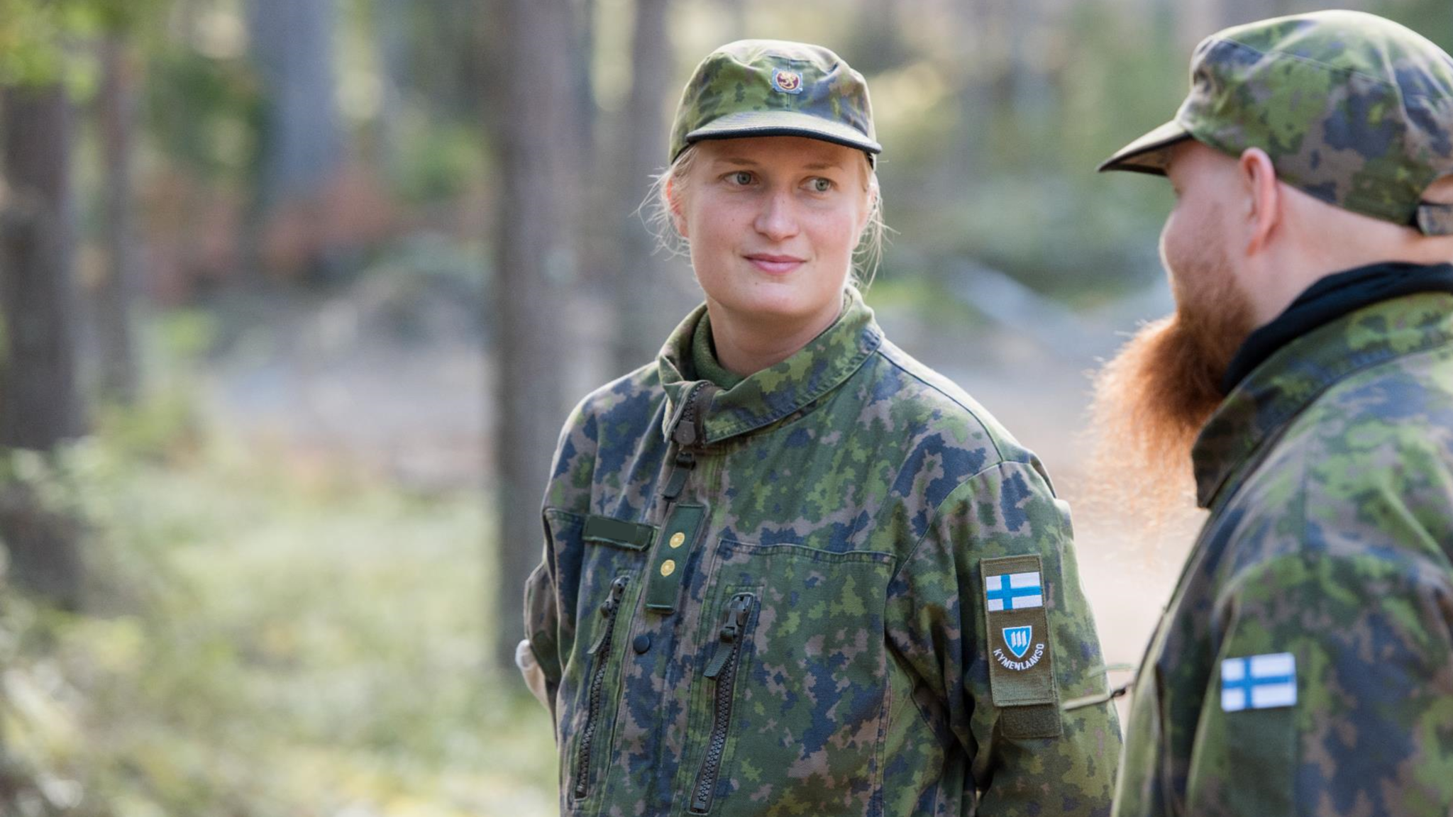MPK:n kouluttajat keskustelevat harjoituksessa.