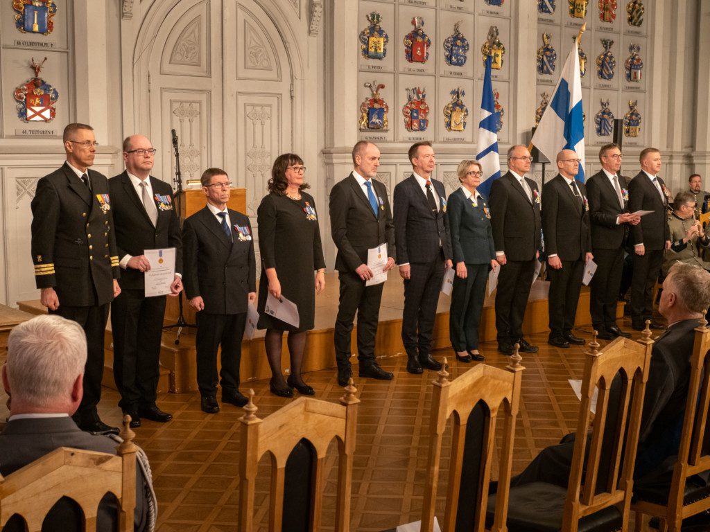 MPK:n kultaisen ansiomitalin